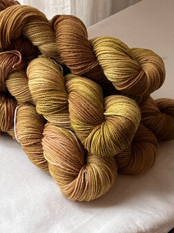 Julija verft single merino charel